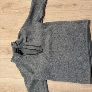 Patagonia Gray Quarter-Zip Men's Sweater